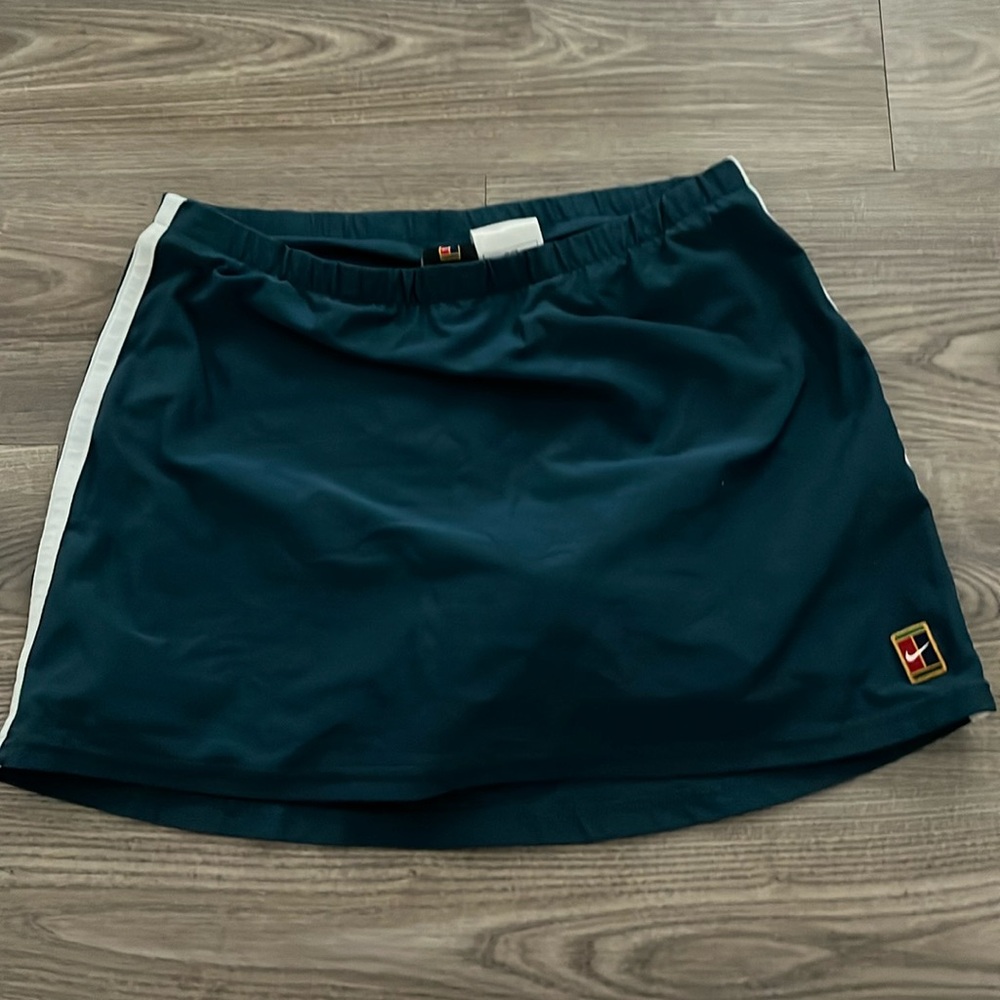Nike tennis skirt